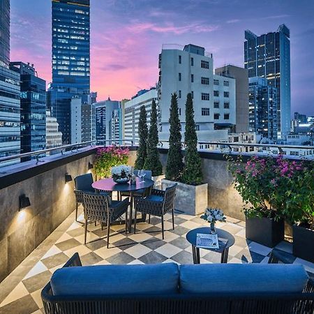 V Causeway Bay Aparthotel Хонконг Екстериор снимка