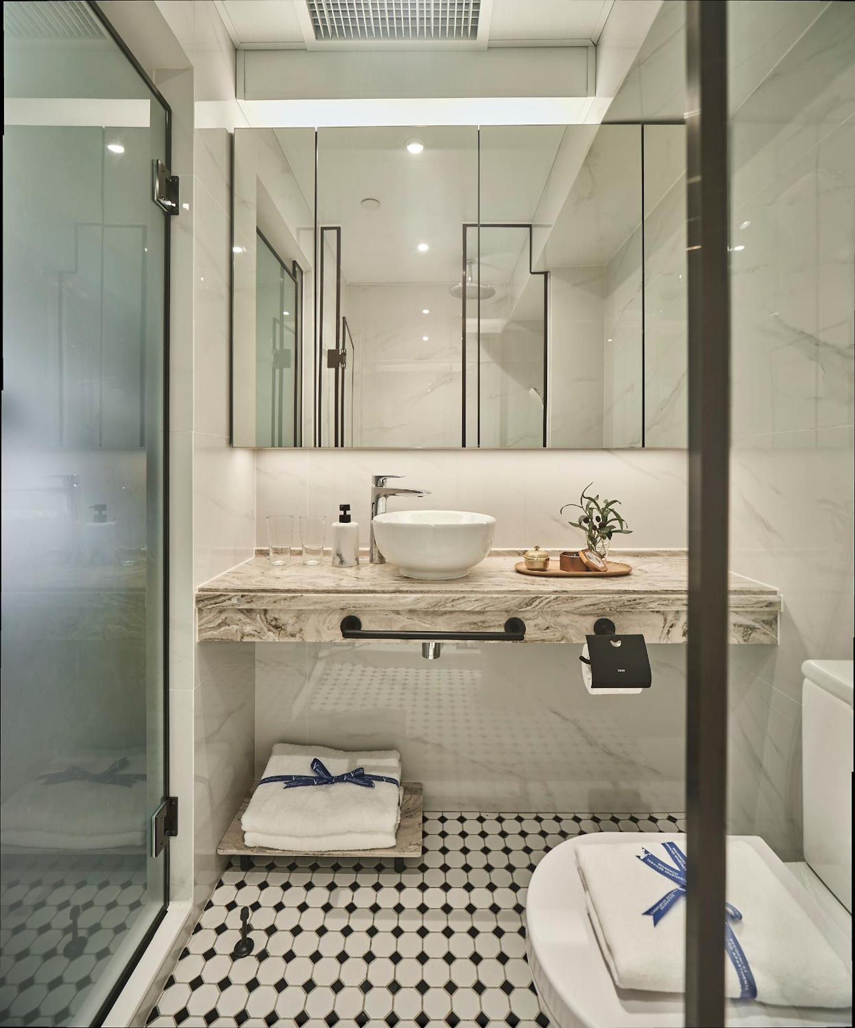 V Causeway Bay Aparthotel Хонконг Екстериор снимка