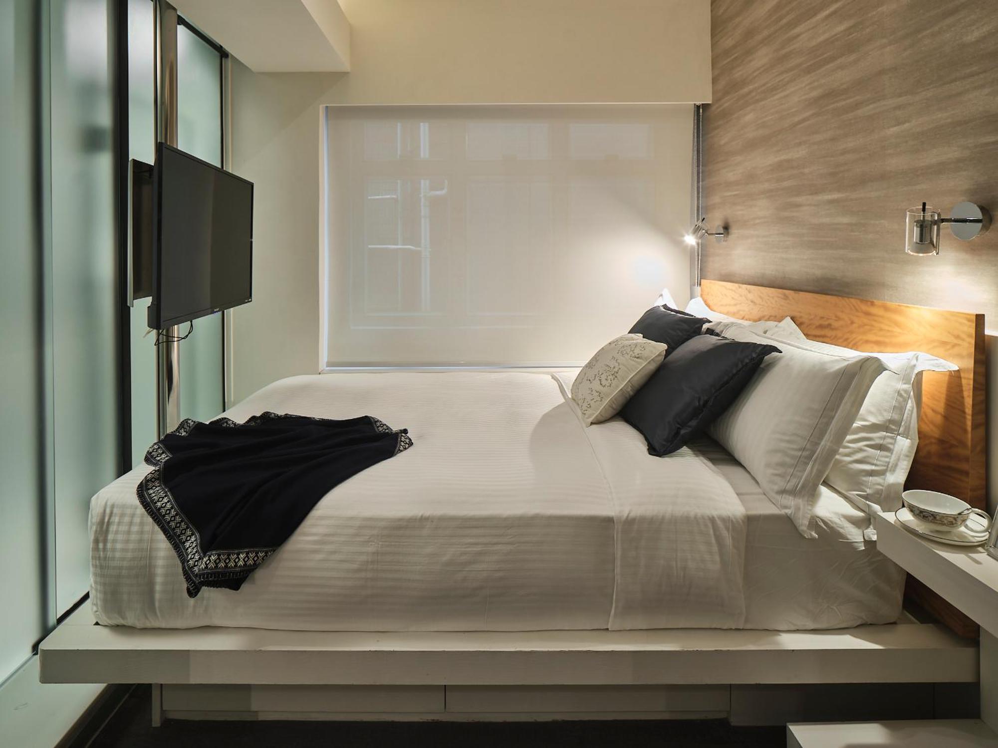 V Causeway Bay Aparthotel Хонконг Екстериор снимка