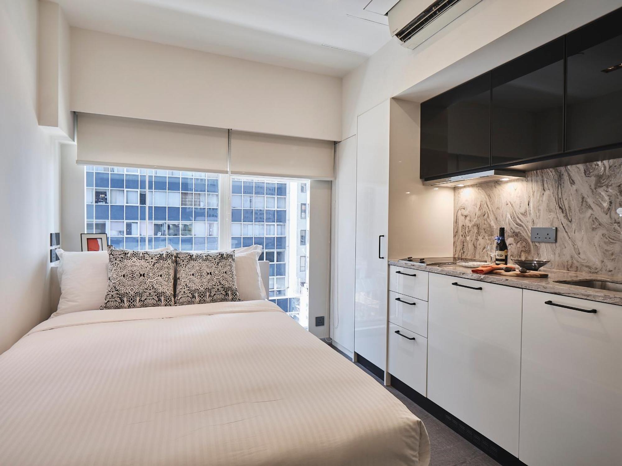 V Causeway Bay Aparthotel Хонконг Екстериор снимка